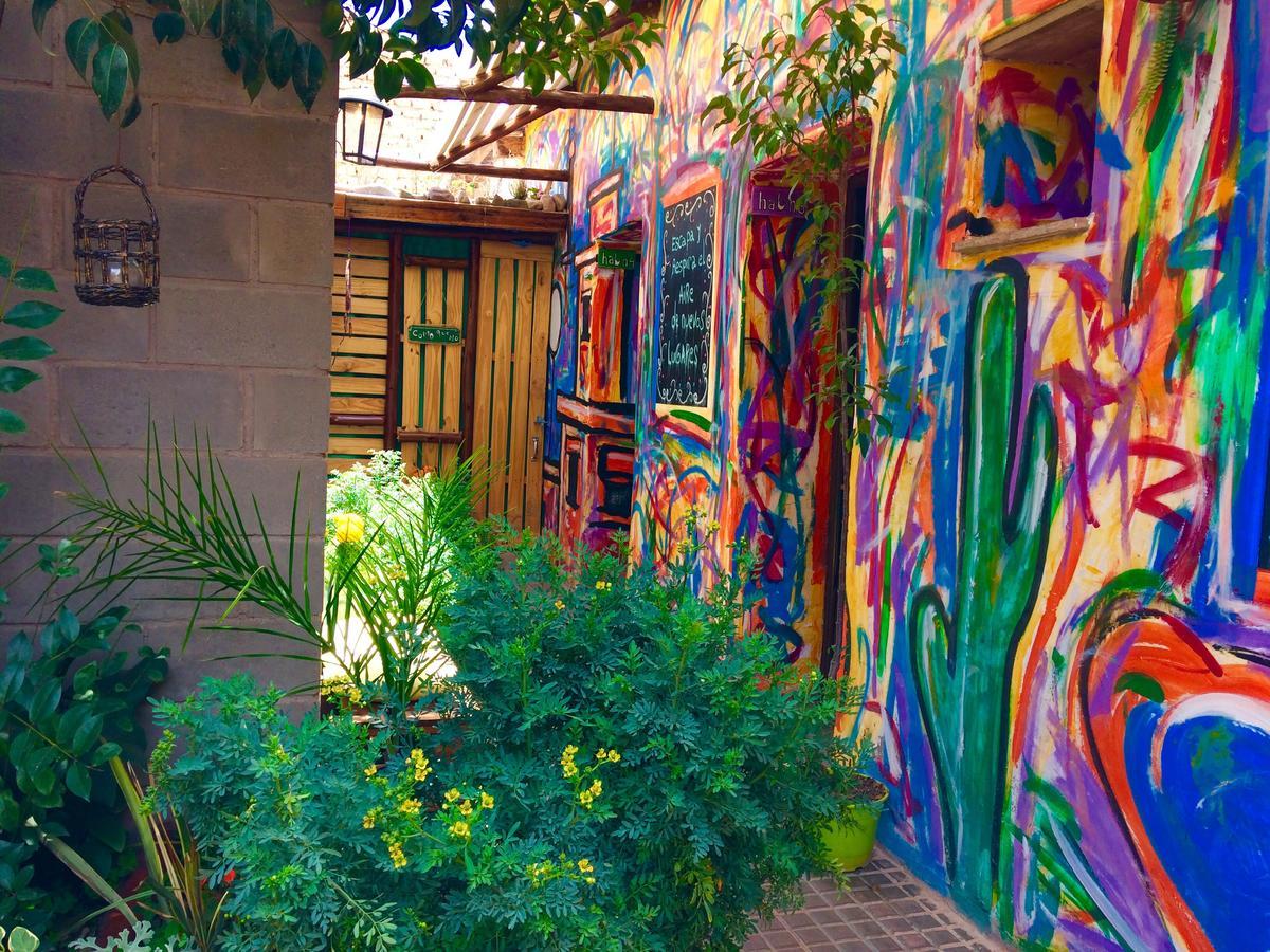 La Puerta Verde Hostel & Bar Умауака Экстерьер фото